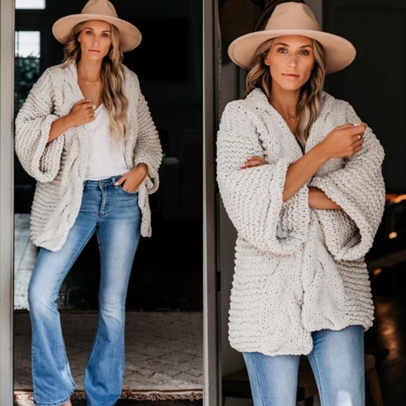 Handmade Chunky Chenille Large Cable Knit Cardigan - Picture 3 of 5